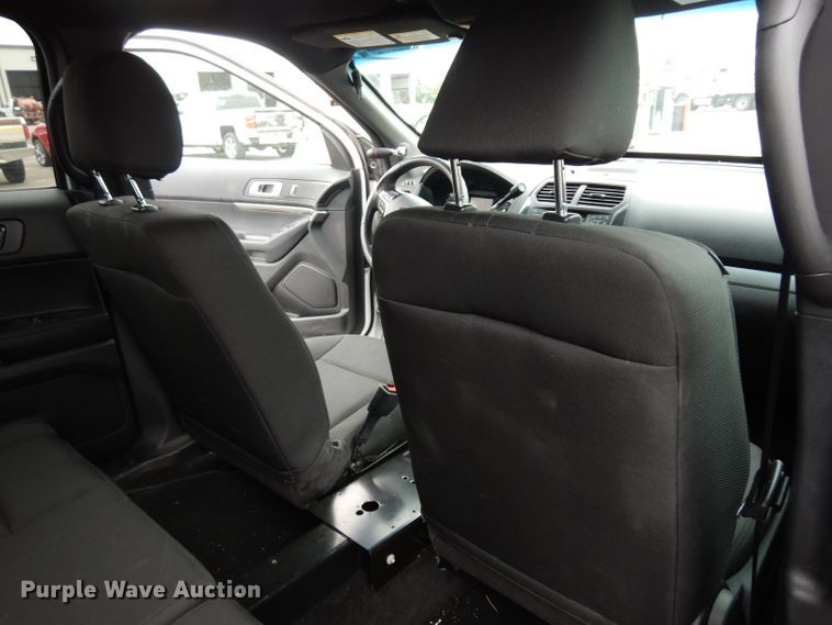 image for item DJ4480 2016 Ford Explorer Police Interceptor  SUV