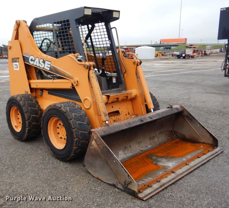 image for item DJ4481 2003 Case 85XT  skid steer loader