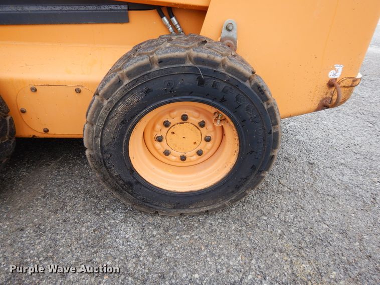 image for item DJ4481 2003 Case 85XT  skid steer loader