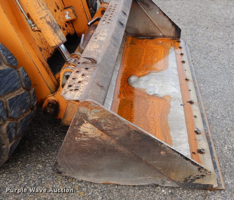 image for item DJ4481 2003 Case 85XT  skid steer loader