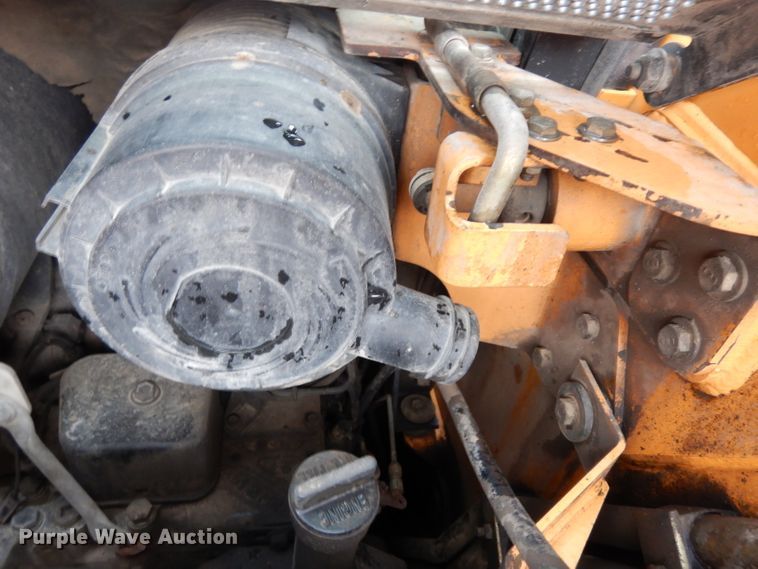 image for item DJ4481 2003 Case 85XT  skid steer loader