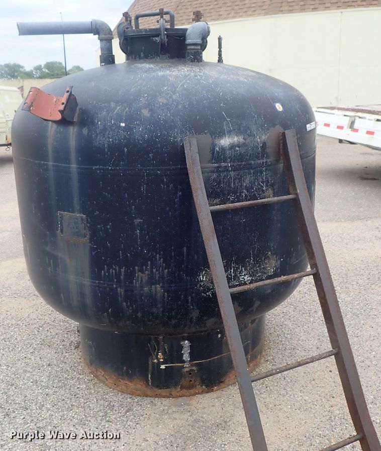 image for item HK9800 Silvan steel tank