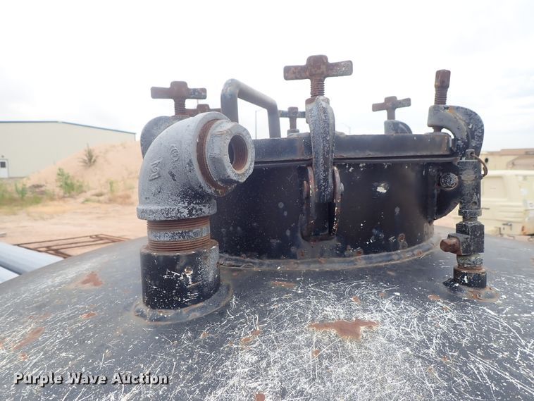 image for item HK9800 Silvan steel tank