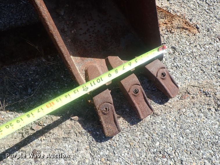 image for item HK9828 Ford 12"W backhoe bucket