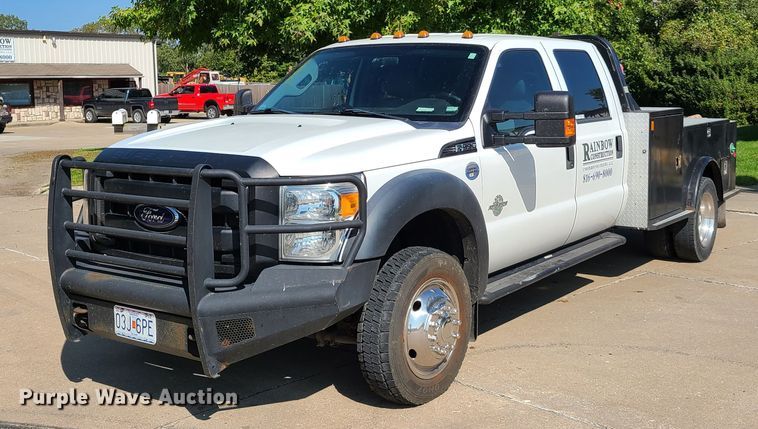 image for item DY9881 2012 Ford F550 Super Duty  Crew Cab flatbed truck