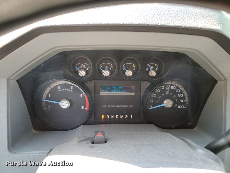 image for item DY9881 2012 Ford F550 Super Duty  Crew Cab flatbed truck