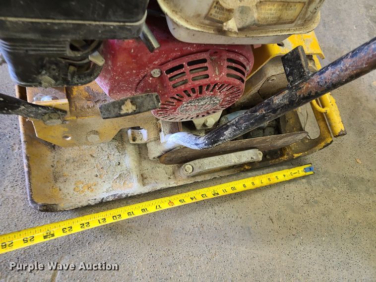 image for item DY9889 Wacker plate compactor