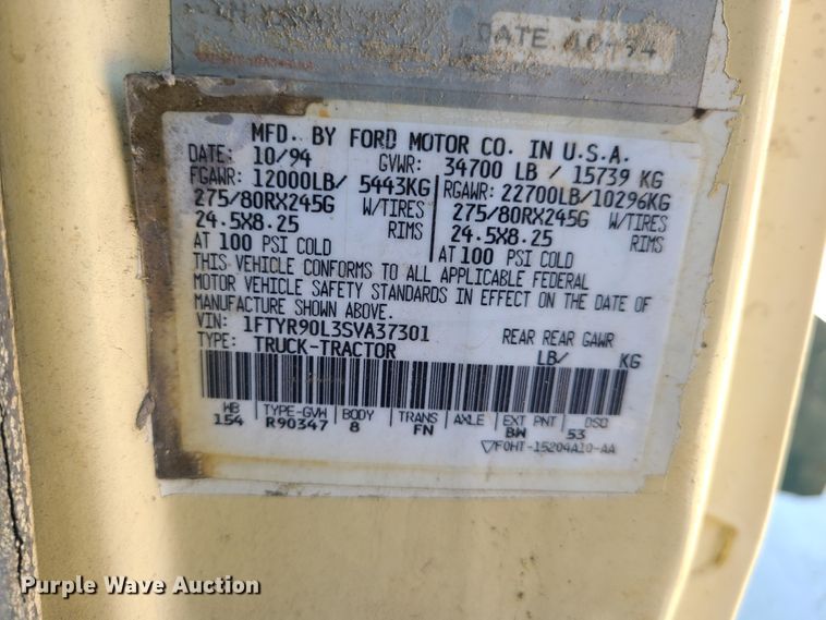 image for item DY9894 1995 Ford L9000  dump truck