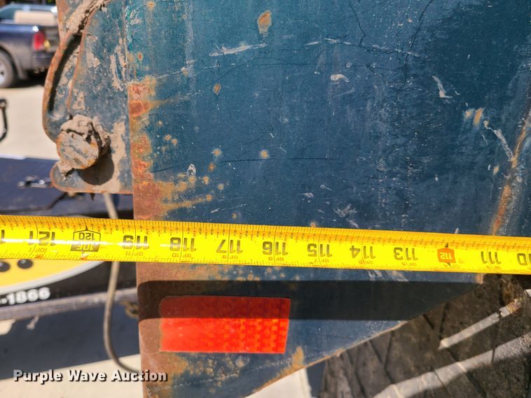 image for item DY9894 1995 Ford L9000  dump truck