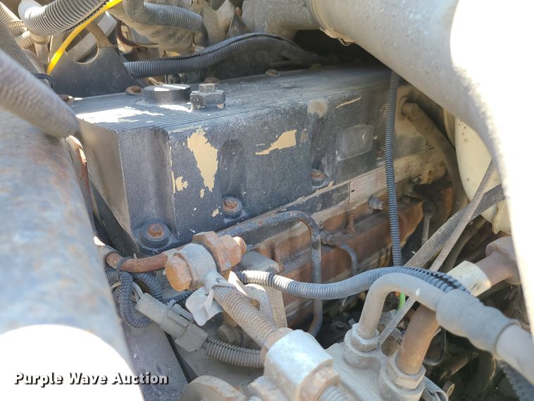 image for item DY9894 1995 Ford L9000  dump truck