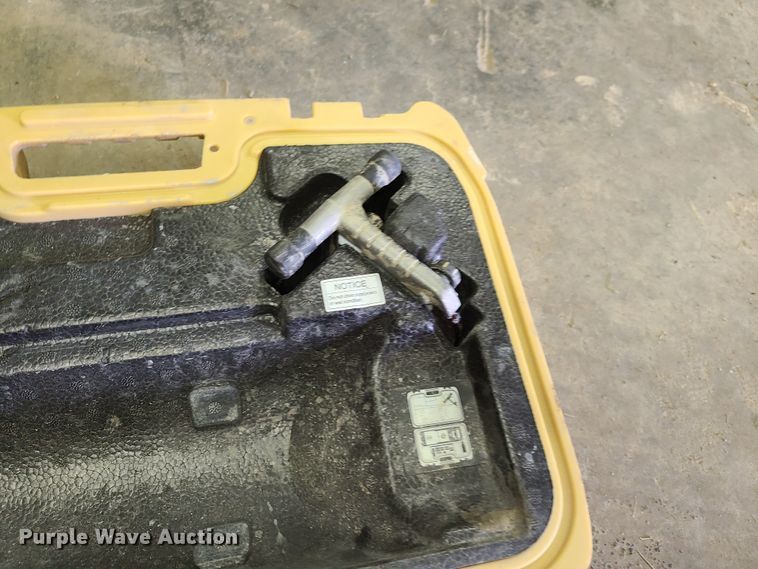 image for item DY9901 TopCon TP-L5 laser level