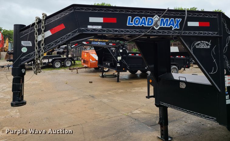 image for item EL9936 2015 Load Trail equipment trailer