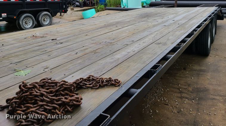 image for item EL9936 2015 Load Trail equipment trailer