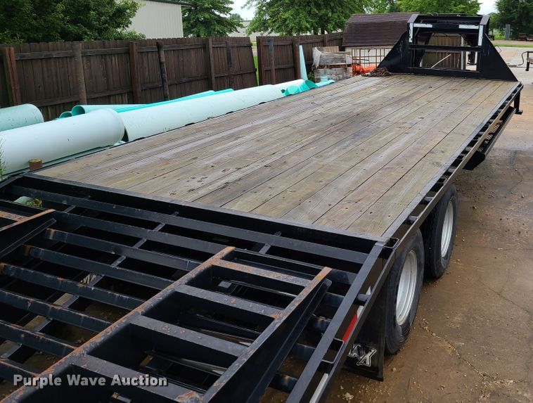 image for item EL9936 2015 Load Trail equipment trailer