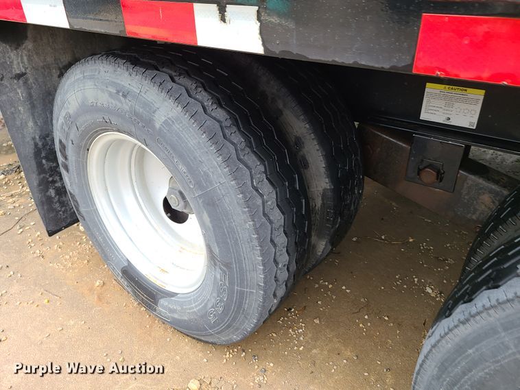 image for item EL9936 2015 Load Trail equipment trailer