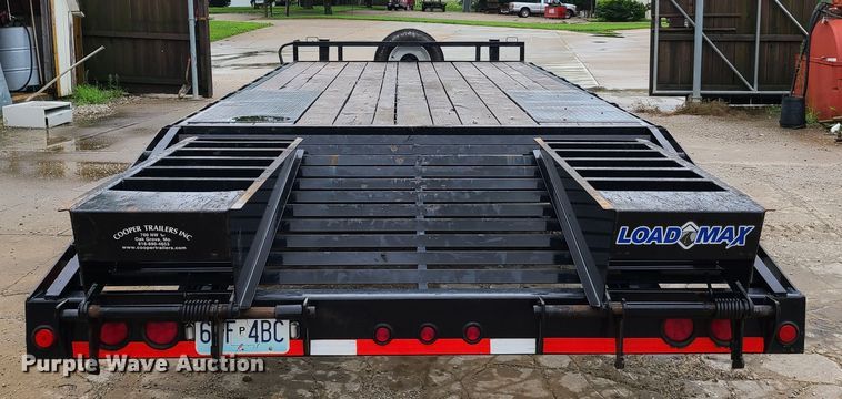 image for item EL9937 2017 Load Trail equipment trailer
