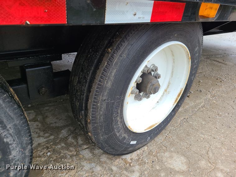 image for item EL9937 2017 Load Trail equipment trailer