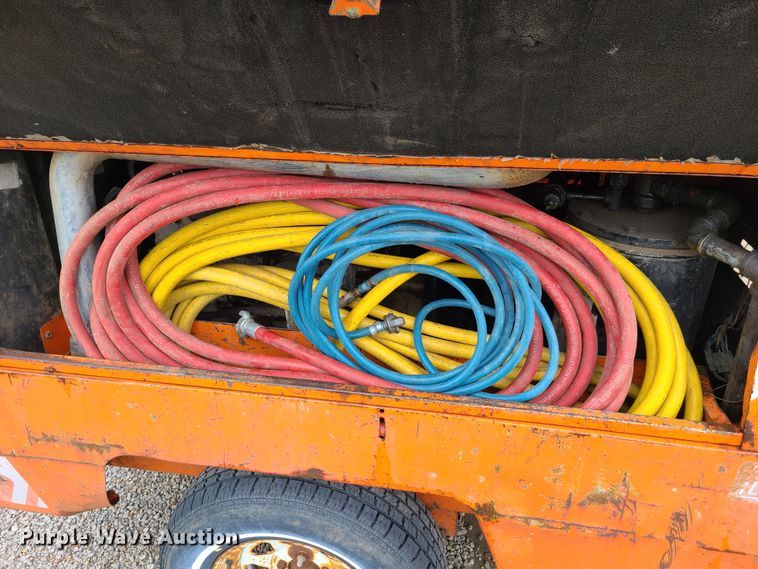 image for item EL9939 Sullivan D210QV  air compressor