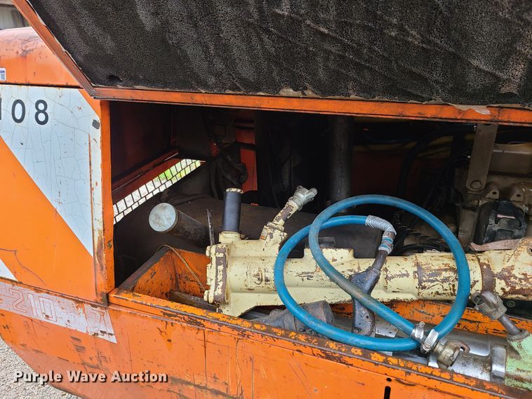 image for item EL9939 Sullivan D210QV  air compressor