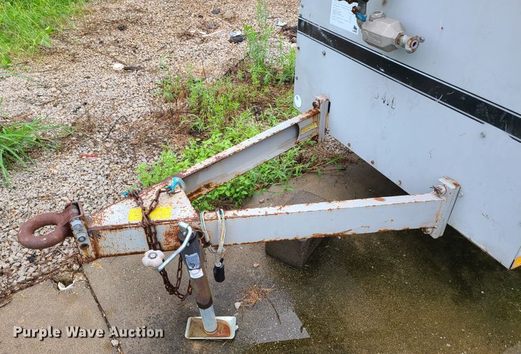 image for item EL9940 Leroi 185  air compressor