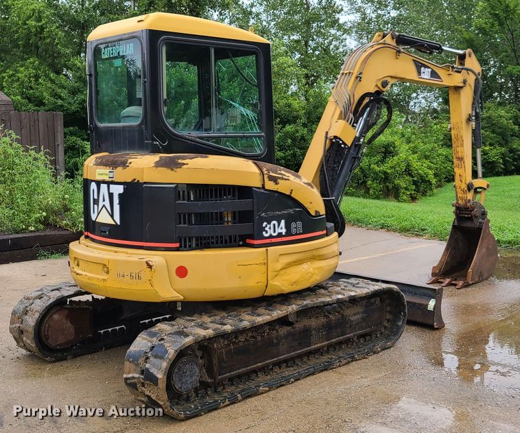 image for item EL9942 2005 Caterpillar 304CR  mini excavator