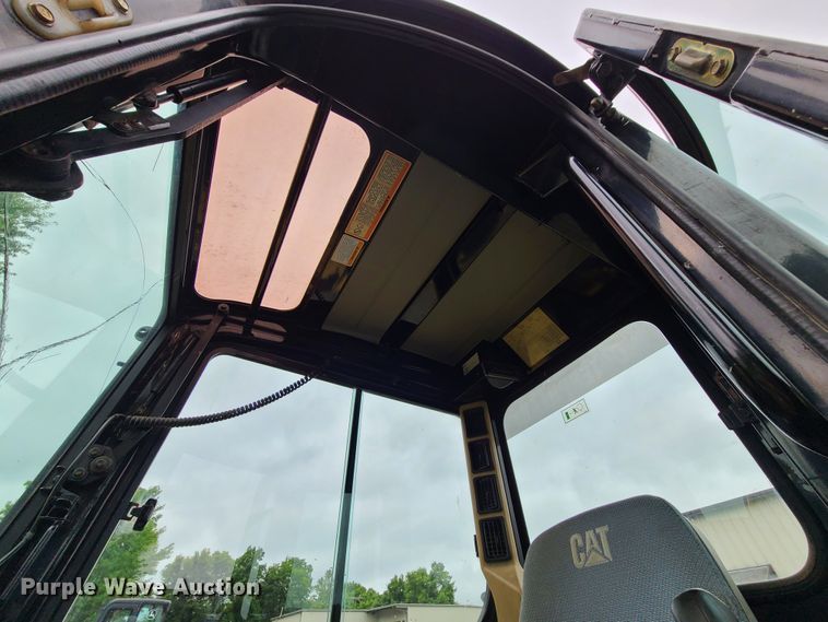 image for item EL9942 2005 Caterpillar 304CR  mini excavator