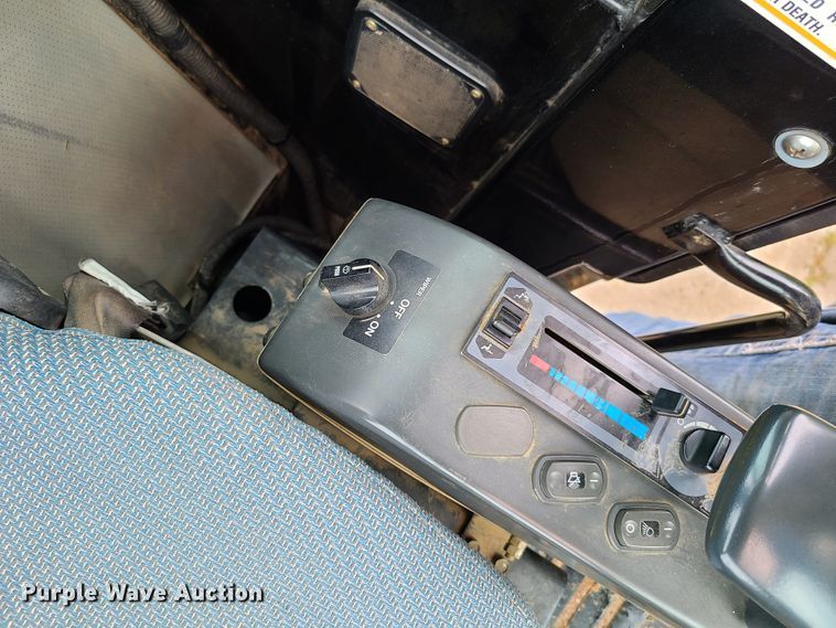 image for item EL9942 2005 Caterpillar 304CR  mini excavator