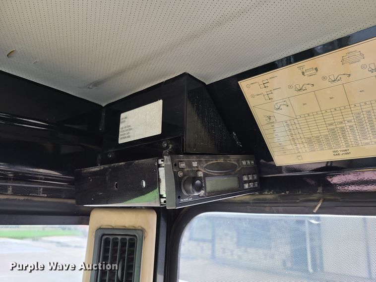 image for item EL9942 2005 Caterpillar 304CR  mini excavator