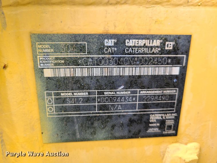 image for item EL9942 2005 Caterpillar 304CR  mini excavator