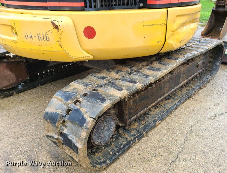 image for item EL9942 2005 Caterpillar 304CR  mini excavator