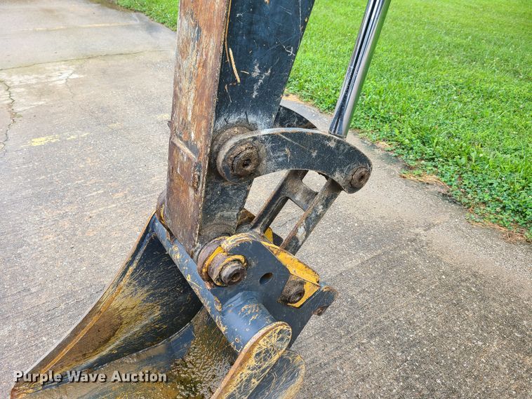 image for item EL9943 2013 John Deere 50G  mini excavator