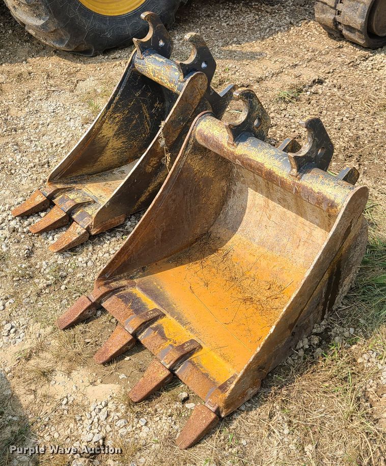 image for item EL9943 2013 John Deere 50G  mini excavator