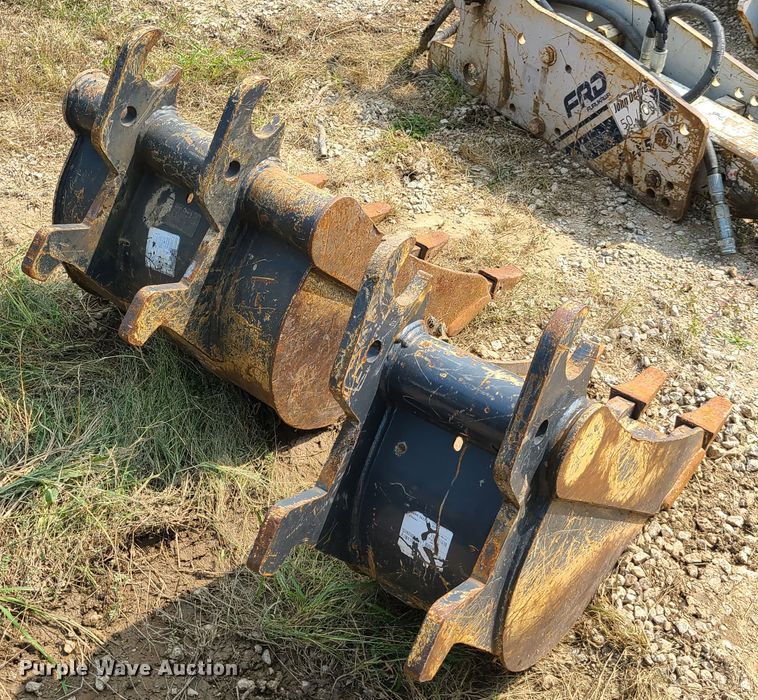 image for item EL9943 2013 John Deere 50G  mini excavator