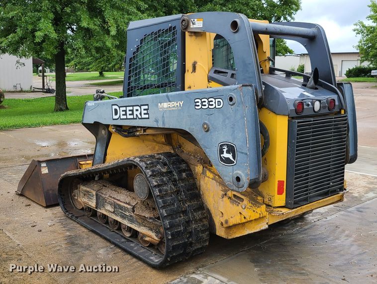 image for item EL9944 2011 John Deere 333D  tracked skid steer loader