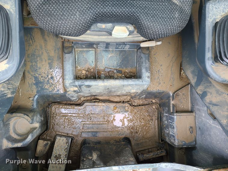 image for item EL9944 2011 John Deere 333D  tracked skid steer loader