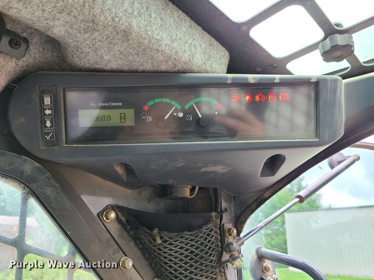 image for item EL9944 2011 John Deere 333D  tracked skid steer loader