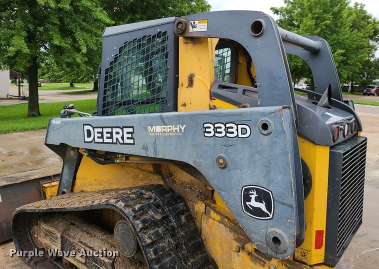 image for item EL9944 2011 John Deere 333D  tracked skid steer loader