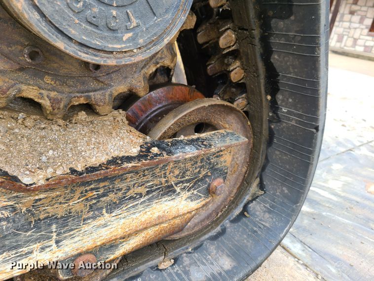 image for item EL9944 2011 John Deere 333D  tracked skid steer loader