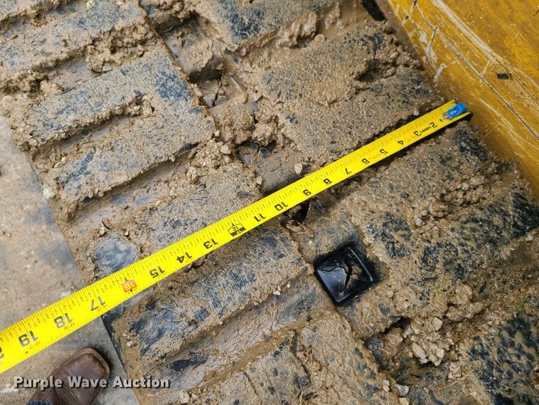 image for item EL9944 2011 John Deere 333D  tracked skid steer loader