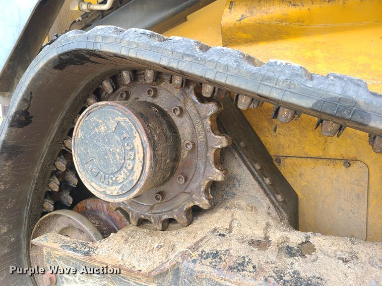 image for item EL9944 2011 John Deere 333D  tracked skid steer loader