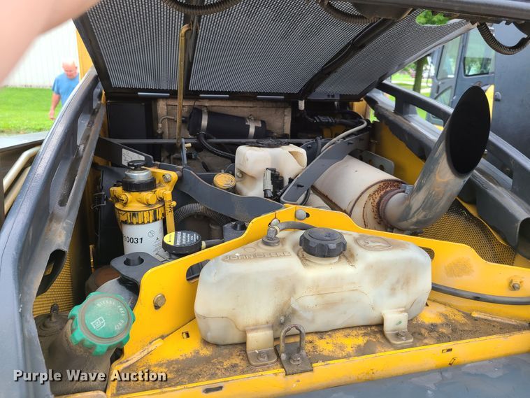 image for item EL9944 2011 John Deere 333D  tracked skid steer loader