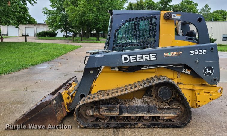 image for item EL9945 2014 John Deere 333E  tracked skid steer loader