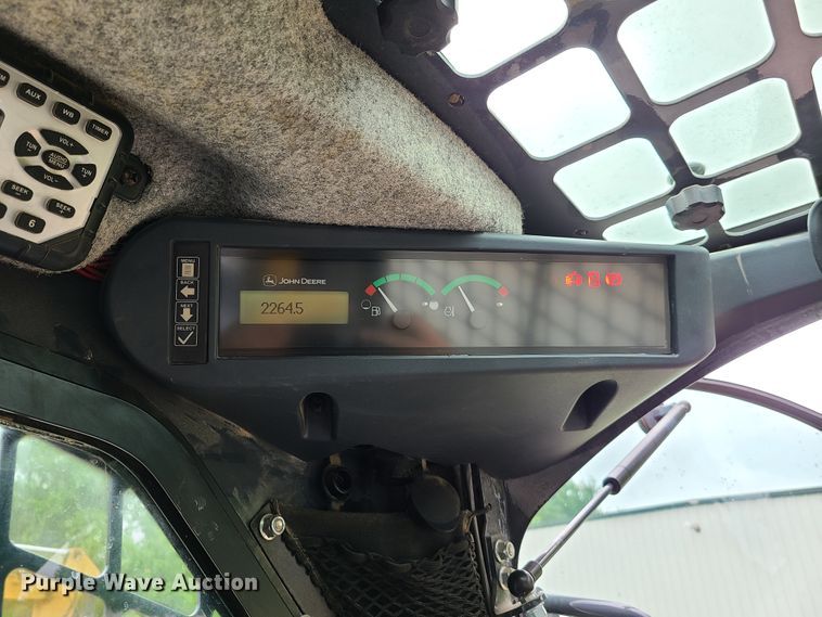 image for item EL9945 2014 John Deere 333E  tracked skid steer loader