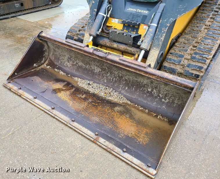 image for item EL9945 2014 John Deere 333E  tracked skid steer loader