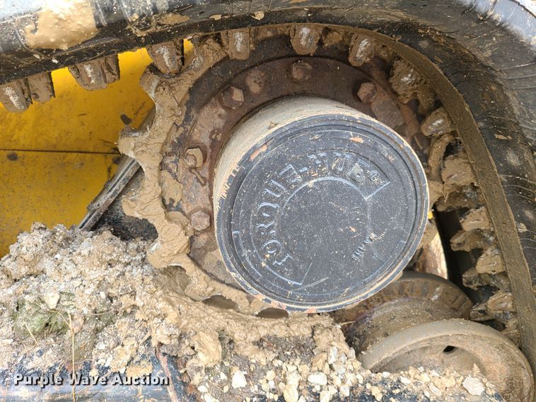 image for item EL9945 2014 John Deere 333E  tracked skid steer loader