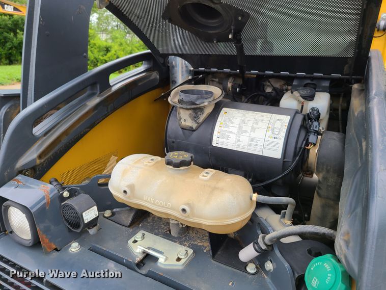 image for item EL9945 2014 John Deere 333E  tracked skid steer loader