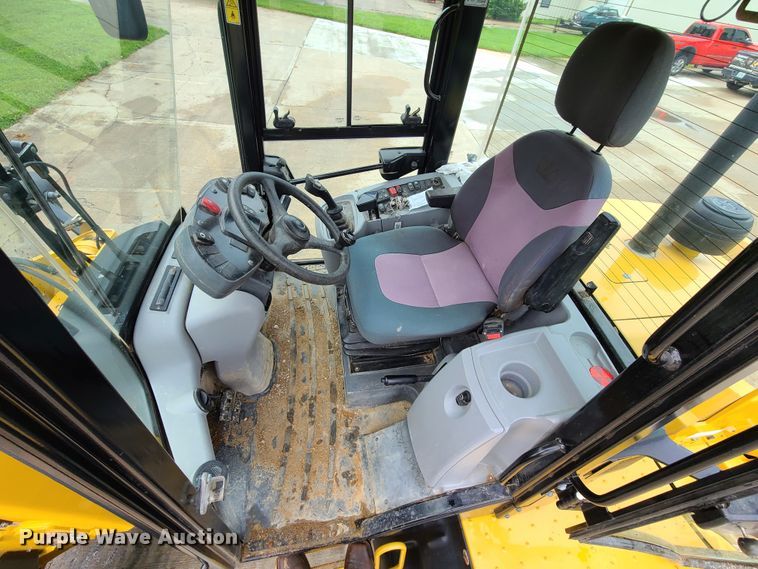 image for item EL9946 2015 Caterpillar 914K  wheel loader