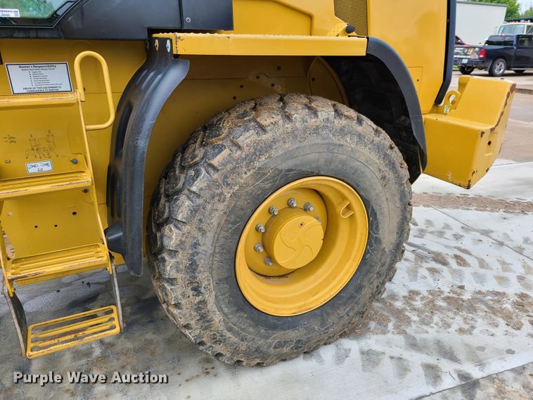 image for item EL9946 2015 Caterpillar 914K  wheel loader