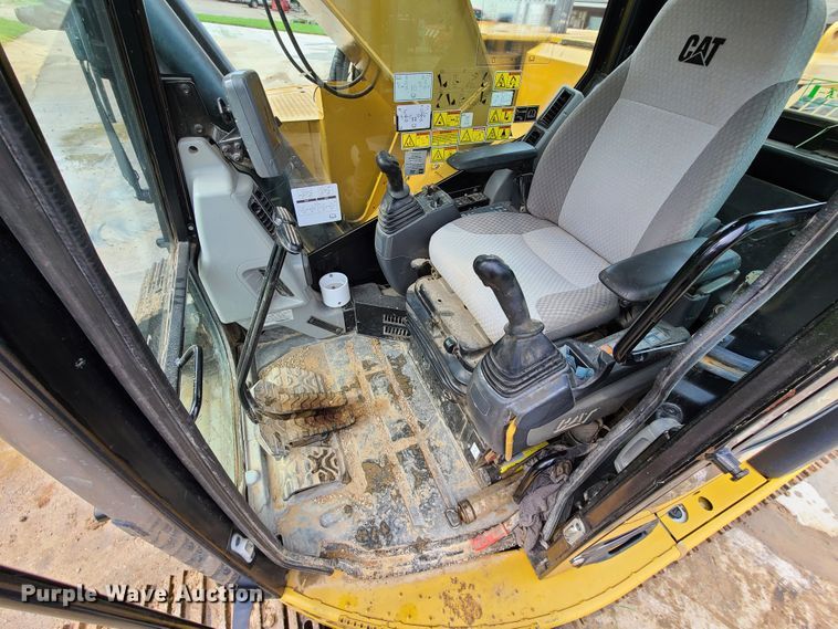 image for item EL9948 2014 Caterpillar 321D LCR  excavator