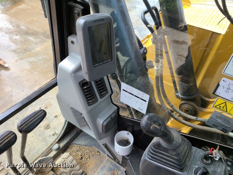 image for item EL9948 2014 Caterpillar 321D LCR  excavator